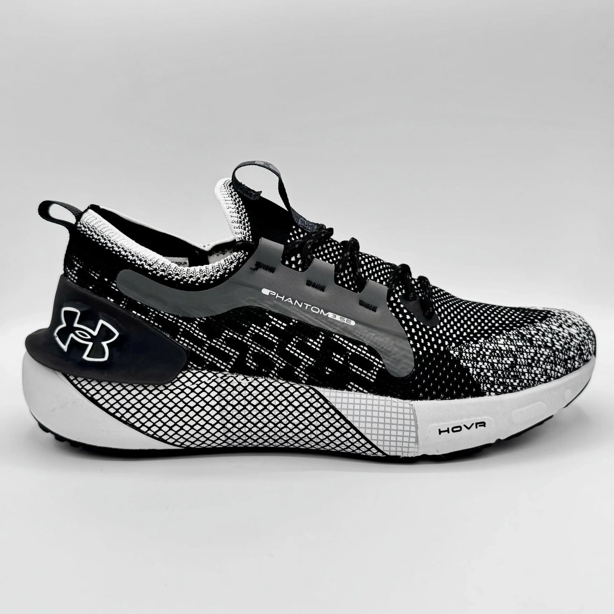 Under Armour HOVR Phantom 3 SE Elevate – Noir & Gris Halo